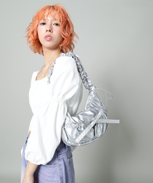 SIS(エスアイエス)の「【WEB限定】SIS/エスアイエス/リボンギャザーミニバッグ(トートバッグ・レディース・ブラック/シルバー・F)」の7枚目の写真