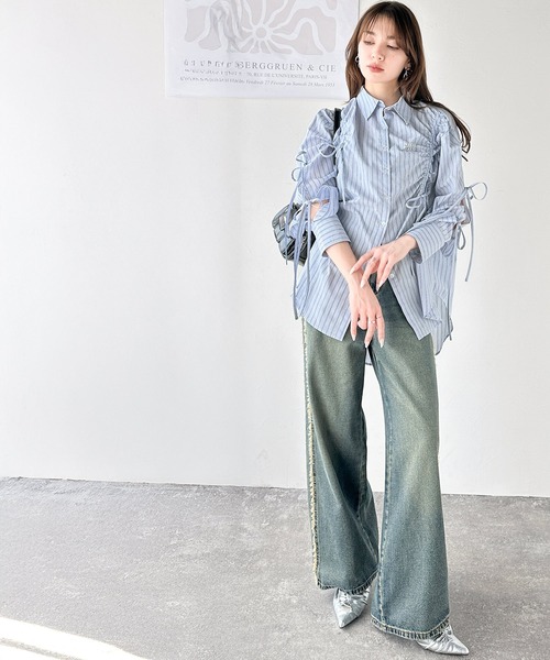 mily bilet(ミウィビレット)の「【mily bilet】大人カジュアルに高級感をプラス。ロゴブローチ付きドロストリボンビッグシャツ(長袖)(シャツ/ブラウス・レディース・ブルー系その他/ホワイト/イエロー系その他/サックスブルー・X-LARGE/SMALL/MEDIUM/LARGE)」の11枚目の写真