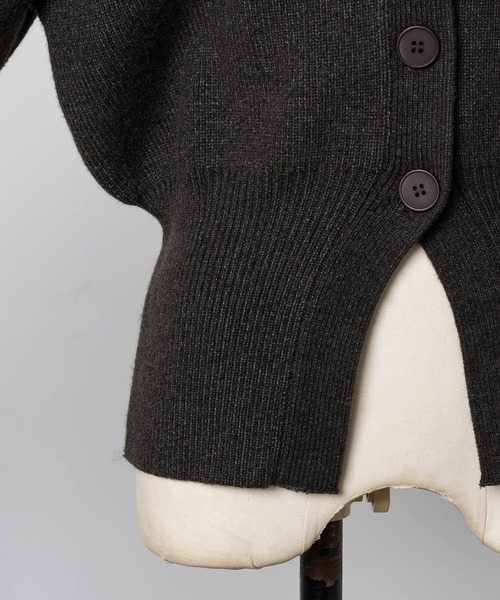 Happy John（ハッピージョン）の「v neck cardigan/Vネックカーディガン（カーディガン/ボレロ・レディース・グレー/アイボリー/レッド・FREE）」の20枚目の写真