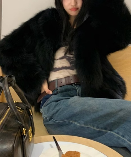 ENLIKE（エンリケ）の「フェイクファーボリュームジャケット（その他アウター・レディース・ブラック/ホワイト/ピンク/ベージュ・FREE）」の18枚目の写真