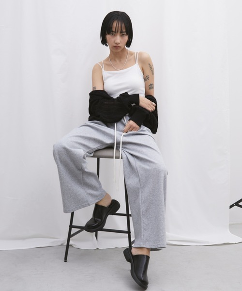 Aunt Marie's（アントマリーズ）の「カップ付きダブルストラップキャミソール（キャミソール・レディース・ホワイト/チャコールグレー/ブラック・FREE）」の12枚目の写真