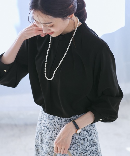 ROPE' PICNIC(ロペピクニック)の「【2サイズ展開】多機能タックブラウス(シャツ/ブラウス・レディース・オフホワイト/ピンク系その他/ブラック・38/36)」の1枚目の写真