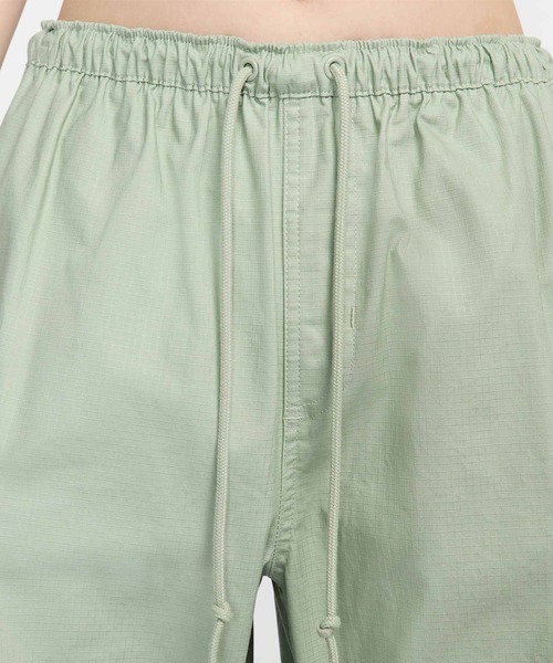 NIKE（ナイキ）の「ナイキ スポーツウェア ウィメンズ ミッドライズ カーゴ パンツ / Nike Sportswear Women's Mid-Rise Cargo Pants FV7521-370 Jade Horizon（カーゴパンツ・レディース・グリーン系その他・2XL/L/M/S/XL/XS）」の7枚目の写真