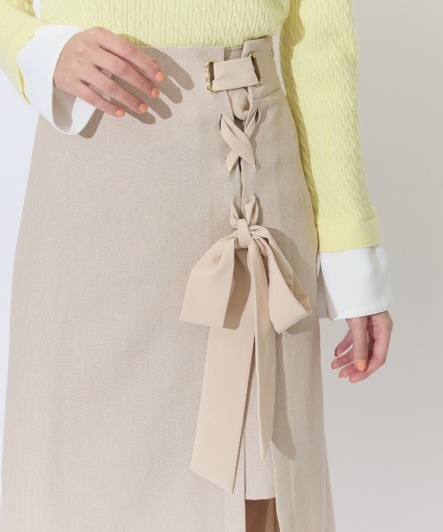 AND COUTURE(アンドクチュール)の「サイドレースアップリボンスリットスカート(スカート・レディース・ベージュ/グレー/ネイビー・MEDIUM/SMALL)」の9枚目の写真