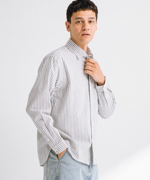 URBAN RESEARCH Sonny Label(アーバンリサーチサニーレーベル)の「『WEB/一部店舗限定カラー』ストライプレギュラーカラーシャツ(シャツ/ブラウス・メンズ・ライトブルー/ホワイト系その他/ブルー系その他/ブラック系その他・MEDIUM/LARGE)」の20枚目の写真