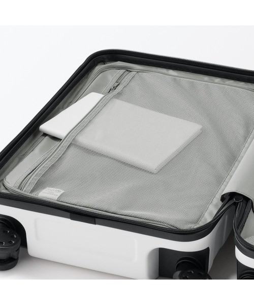 無印良品(ムジルシリョウヒン)の「バーを自由に調節できる ハードキャリーケース(36L)(スーツケース/キャリーバッグ・レディース・オフホワイト/カーキ/ブラック/グレー・FREE)」の6枚目の写真