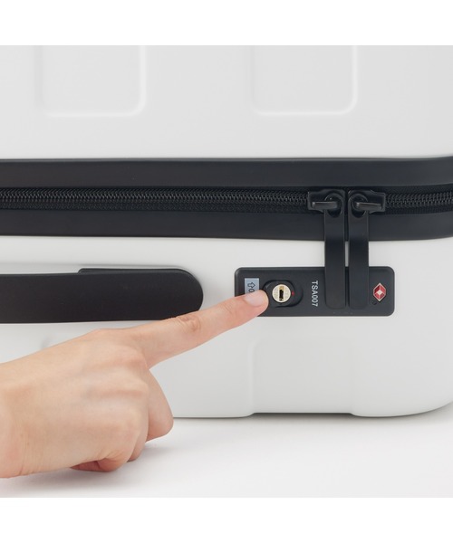 無印良品(ムジルシリョウヒン)の「バーを自由に調節できる ハードキャリーケース(36L)(スーツケース/キャリーバッグ・レディース・オフホワイト/カーキ/ブラック/グレー・FREE)」の9枚目の写真