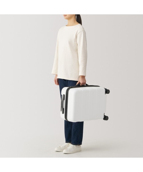 無印良品(ムジルシリョウヒン)の「バーを自由に調節できる ハードキャリーケース(36L)(スーツケース/キャリーバッグ・レディース・オフホワイト/カーキ/ブラック/グレー・FREE)」の17枚目の写真