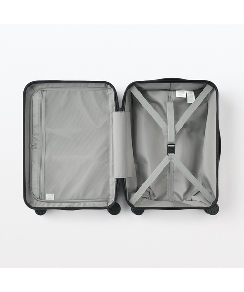 バーを自由に調節できる ハードキャリーケース（36L