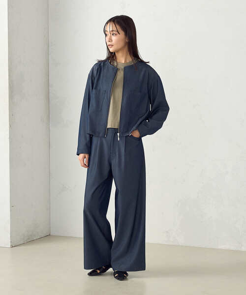 COMME CA ISM(コムサイズム)の「デニムライク ノーカラーブルゾン / セットアップ対応(デニムジャケット・レディース・ネイビー・MEDIUM/LARGE)」の3枚目の写真