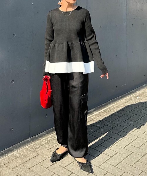 aquagarage（アクアガレージ）の「配色スポンジニットペプラムトップス（ニット/セーター・レディース・ブラック/ベージュ・M/L）」の13枚目の写真