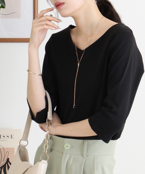 atONE（アットワン）の「Vネック七分袖プルオーバー（Tシャツ/カットソー・レディース・カーキ/杢グレー/チャコールグレー/オフホワイト/ブラック・4L/3L/LL/L/M）」の10枚目の写真