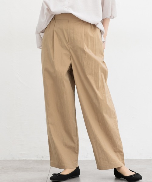 Honeys(ハニーズ)の「イージーカーブパンツ(その他パンツ・レディース・カーキ/ブラック/ダークベージュ・L/LL/M/S)」の1枚目の写真