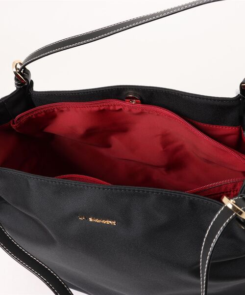 LA BAGAGERIE(ラバガジェリー)の「ポリエステルキャンバス A4トート(トートバッグ・レディース・グレー/ブラック/アイボリー/ネイビー/ブラウン/ワイン・FREE)」の16枚目の写真