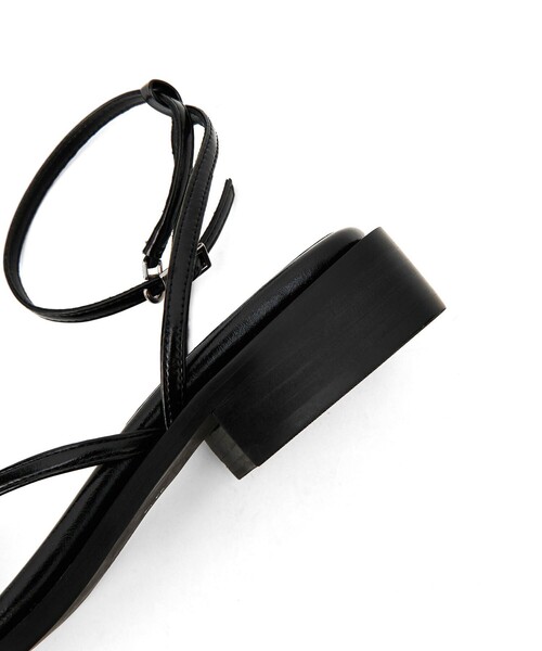 SY UNITED ARROWS（シーユナイテッドアローズ）の「＜SY＞サムカバー サンダル30●↑（サンダル・レディース・シルバー/ライトブルー/ブラック・23.5cm/23cm/22.5cm/22cm/25cm/24.5cm/24cm）」の11枚目の写真