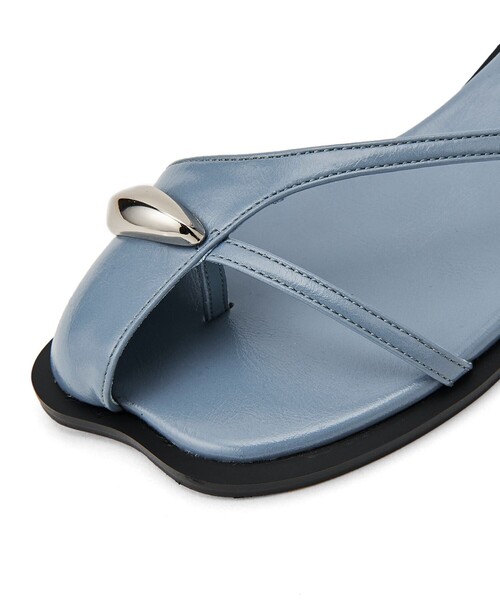 SY UNITED ARROWS（シーユナイテッドアローズ）の「＜SY＞サムカバー サンダル30●↑（サンダル・レディース・シルバー/ライトブルー/ブラック・23.5cm/23cm/22.5cm/22cm/25cm/24.5cm/24cm）」の16枚目の写真