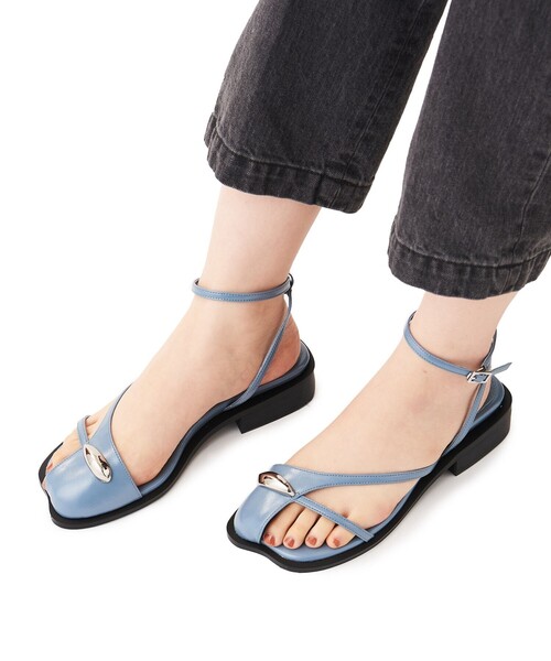 SY UNITED ARROWS（シーユナイテッドアローズ）の「＜SY＞サムカバー サンダル30●↑（サンダル・レディース・シルバー/ライトブルー/ブラック・23.5cm/23cm/22.5cm/22cm/25cm/24.5cm/24cm）」の20枚目の写真