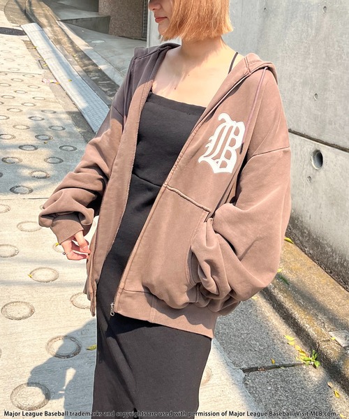 BACK TO THE FIELD(バック トゥー ザ フィールド)の「【平野莉玖コラボ】【MLB】クーパーズタウンZIPフーディー(パーカー・レディース・ブラウン/ベージュ/ブラック・FREE)」の15枚目の写真