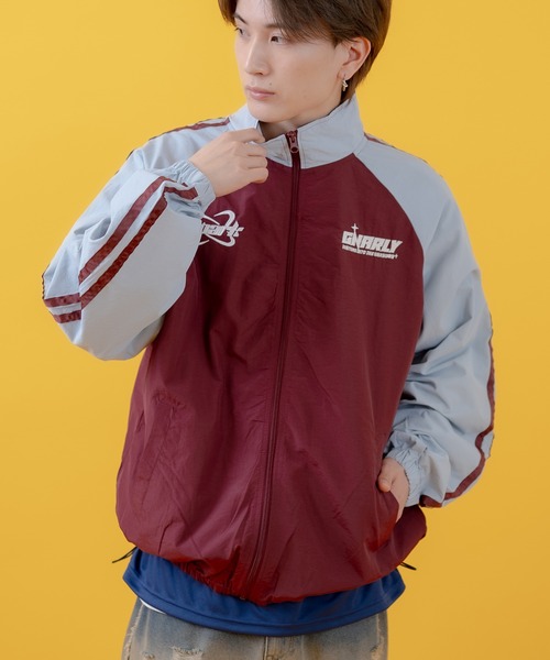 improves(インプローブス)の「袖ライン ラグラン ナイロンブルゾン(ナイロンジャケット・メンズ・ブラック/ライトグレー/ワイン・MEDIUM/X-SMALL/LARGE)」の3枚目の写真