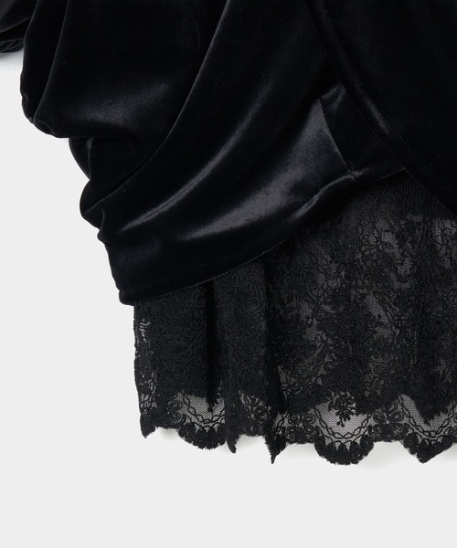 tanakadaisuke(タナカダイスケ)の「【tanakadaisuke/タナカダイスケ】gather neck velour tops/ギャザーネックベロアトップス(Tシャツ/カットソー・レディース・ブラック/ホワイト・FREE)」の10枚目の写真