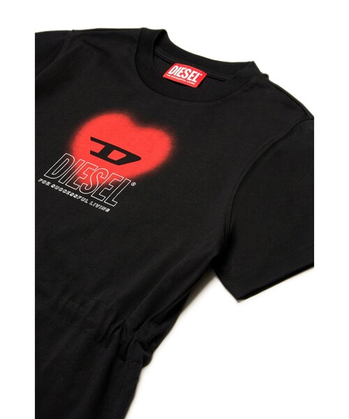 DIESEL（ディーゼル）の「キッズ 半袖ドレス DCUORE（ワンピース・キッズ・ブラック・14Y/4Y/8Y/6Y/12Y/10Y）」の2枚目の写真