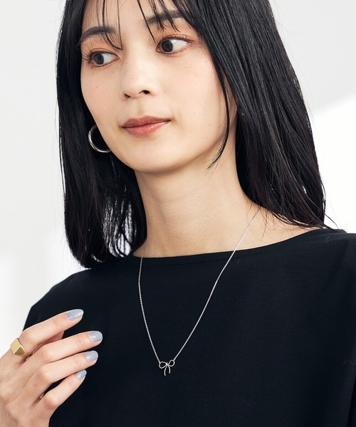a.v.v（アーヴェヴェ）の「リボンネックレス（ネックレス・レディース・シルバー/ゴールド・38）」の5枚目の写真