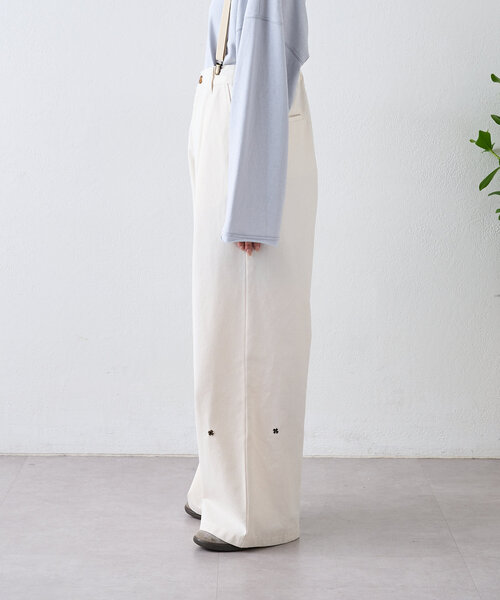 CIAOPANIC TYPY（チャオパニックティピー）の「2WAYシルエットサス付きチノパンツ（サロペット/オーバーオール・レディース・ブラック/ベージュ/オフホワイト・MEDIUM/SMALL）」の12枚目の写真