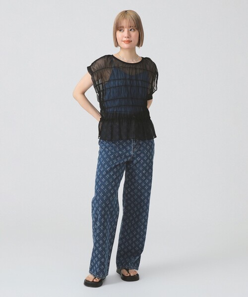 Ray BEAMS（レイビームス）の「シアー シャーリング フレンチスリーブ（Tシャツ/カットソー・レディース・オフホワイト/ブラウン系その他5/ブラック・ONE SIZE）」の6枚目の写真