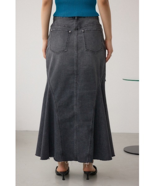 AZUL by moussy(アズールバイマウジー)の「【身長/骨格別着用画像あり】AZUL DENIM ダメージマーメイドスカート 春服 夏服 秋服 冬服 ロングスカート デニムスカート スタイルアップ(デニムスカート・レディース・ブルー/ライトブラック・SMALL/MEDIUM)」の21枚目の写真