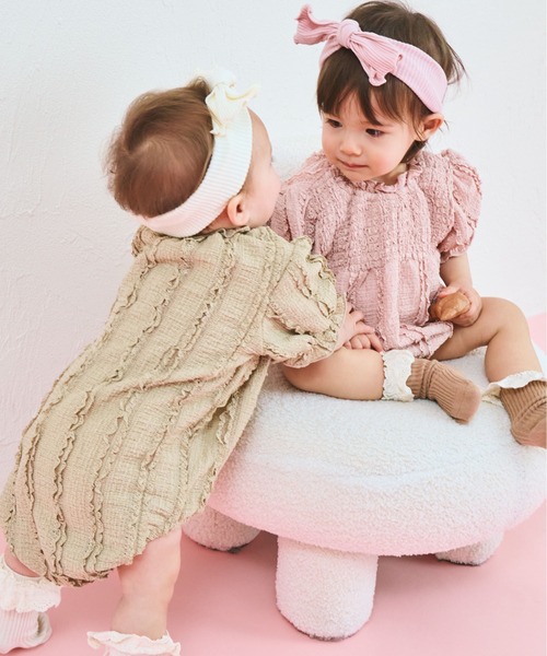 pairmanon（ペアマノン）の「【ベビー】レース見え ジャガードフリルロンパース（ロンパース・キッズ・アイボリー/ベージュ/ピンク・80/70）」の15枚目の写真