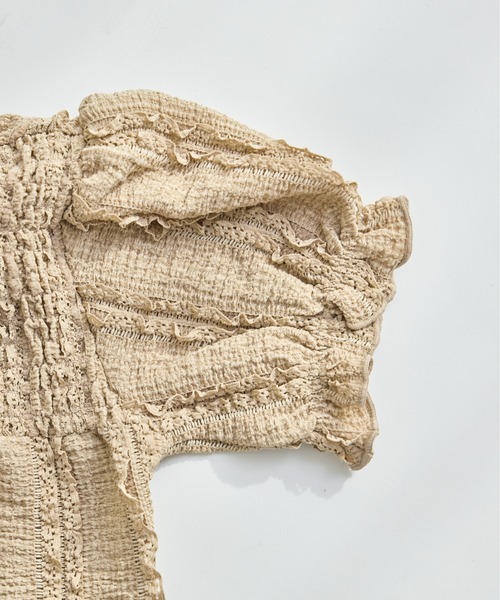 pairmanon（ペアマノン）の「【ベビー】レース見え ジャガードフリルロンパース（ロンパース・キッズ・アイボリー/ベージュ/ピンク・80/70）」の9枚目の写真