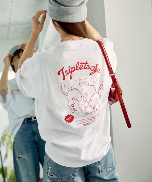 PUBLUX（パブリュクス）の「PUBLUX/パブリュクス ”triplet”キャット アニマル プリントTシャツ　限定展開（Tシャツ/カットソー・レディース・チャコールグレー/オフホワイト/ライトグレー・LARGE/SMALL/MEDIUM）」の2枚目の写真