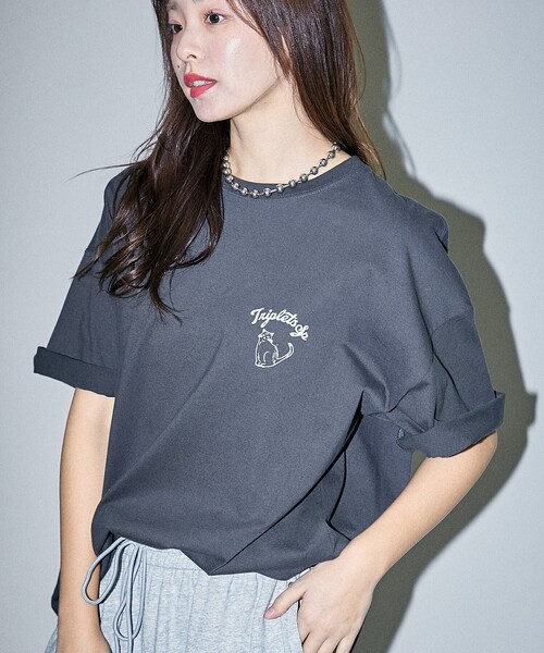 PUBLUX（パブリュクス）の「PUBLUX/パブリュクス ”triplet”キャット アニマル プリントTシャツ　限定展開（Tシャツ/カットソー・レディース・チャコールグレー/オフホワイト/ライトグレー・LARGE/SMALL/MEDIUM）」の15枚目の写真