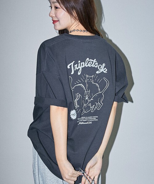 PUBLUX（パブリュクス）の「PUBLUX/パブリュクス ”triplet”キャット アニマル プリントTシャツ　限定展開（Tシャツ/カットソー・レディース・チャコールグレー/オフホワイト/ライトグレー・LARGE/SMALL/MEDIUM）」の17枚目の写真