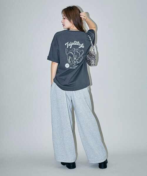 PUBLUX（パブリュクス）の「PUBLUX/パブリュクス ”triplet”キャット アニマル プリントTシャツ　限定展開（Tシャツ/カットソー・レディース・チャコールグレー/オフホワイト/ライトグレー・LARGE/SMALL/MEDIUM）」の11枚目の写真