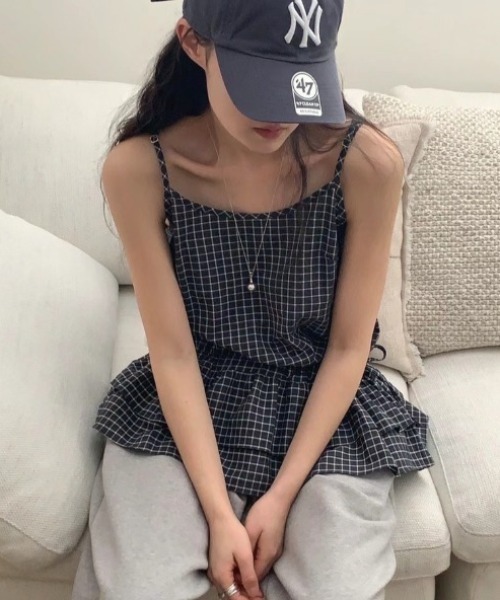 Vipoa(ヴィポア)の「check layered tops(キャミソール・レディース・ブラック/アイボリー・FREE)」の17枚目の写真