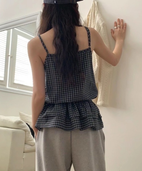 Vipoa(ヴィポア)の「check layered tops(キャミソール・レディース・ブラック/アイボリー・FREE)」の18枚目の写真