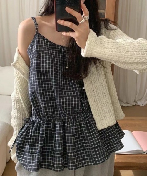 Vipoa(ヴィポア)の「check layered tops(キャミソール・レディース・ブラック/アイボリー・FREE)」の20枚目の写真
