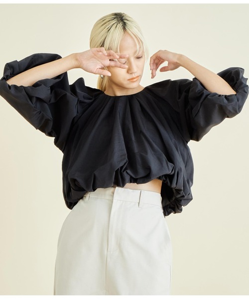 Settimissimo(セッティミッシモ)の「ギャザー バルーン ショート プルオーバー(Tシャツ/カットソー・レディース・オフホワイト/ブラック・FREE)」の12枚目の写真