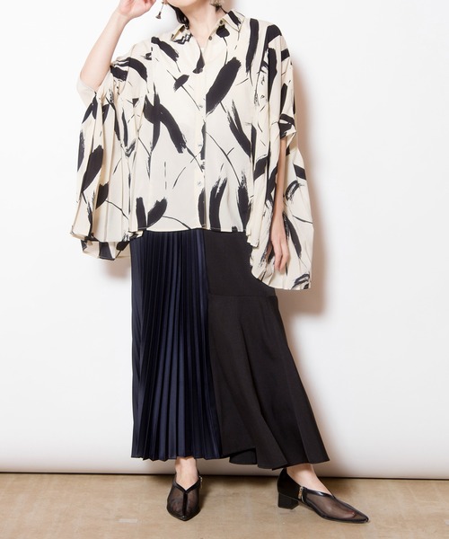 OSMOSIS(オズモーシス)の「プリーツ切替マーメイドスカート(スカート・レディース・ブラック/ブルー/グレー・ONE SIZE)」の17枚目の写真