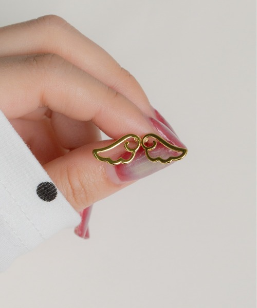 Peony(ピオニー)の「【Peony/ピオニー】/エンジェルフェザーピアス(ピアス(両耳用)・レディース・シルバー/ゴールド・FREE)」の9枚目の写真