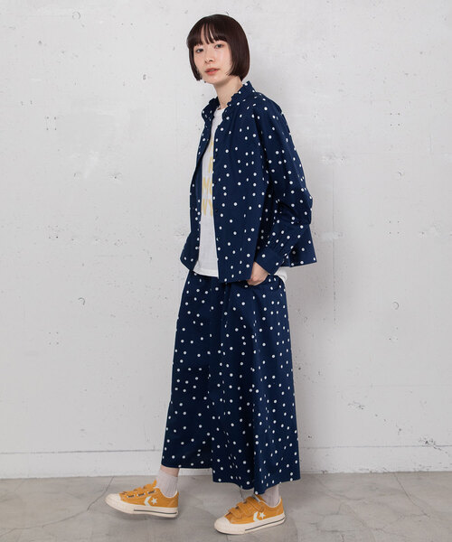 POU DOU DOU（プードゥドゥ）の「ランダムドットプリントキュロット（その他パンツ・レディース・スミクロ/ネイビー・M）」の4枚目の写真