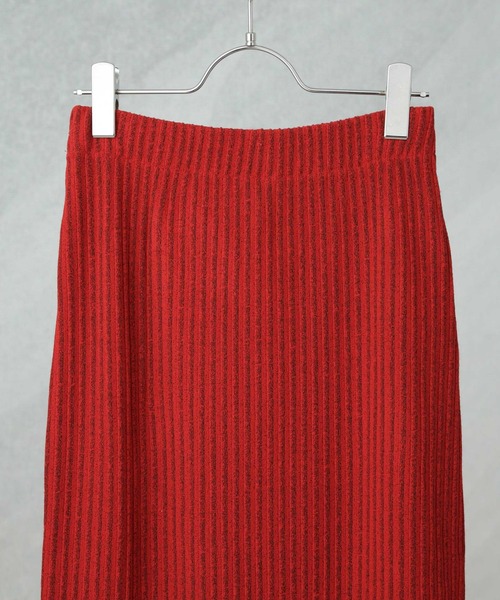 RITA ROW(リタロウ)の「RITA ROW/FLAIR SKIRT(スカート・レディース・レッド・S)」の2枚目の写真