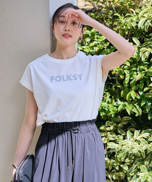 ANY(エニィ)の「グリッタープリントロゴTシャツ(Tシャツ/カットソー・レディース・グレー系/アイボリー系/ベージュ系・4)」の4枚目の写真