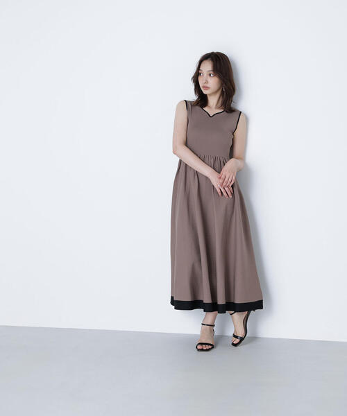 NBB ♡ バイカラーニュアンスネックニットワンピース NATURAL BEAUTY BASIC ワンピース 「Oggi8月号掲載」バイカラー