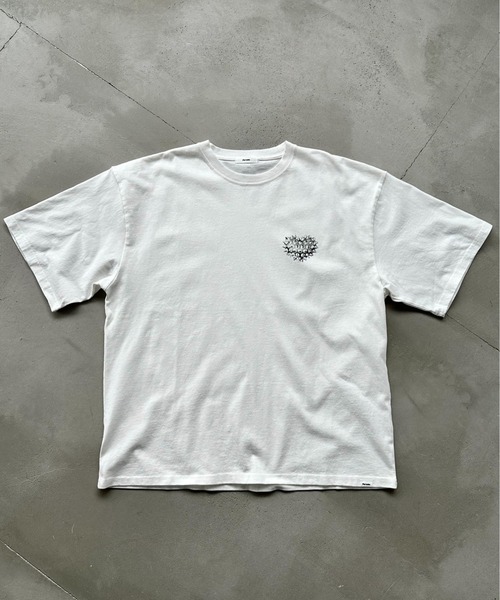 Perushu(ペルーシュ)の「Assorted Graphic Tshirt / アソートグラフィックTシャツ(Tシャツ/カットソー・メンズ・ブラック系/オフホワイト/ピンク/ブラウン/ネイビー/ブラック・MEDIUM/LARGE)」の3枚目の写真