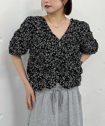 archives（アルシーヴ）の「花柄ギャザー２ｗａｙブラウス（シャツ/ブラウス・レディース）」