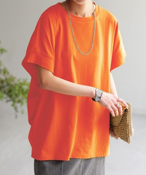 HUG.U(ハグユー)の「UVカット/抗菌消臭/接触冷感 サイドタックTシャツ(Tシャツ/カットソー・レディース・オレンジ/ダークグレー/ミント/ホワイト/ライトブルー/ブラック/ライトベージュ・FREE)」の20枚目の写真
