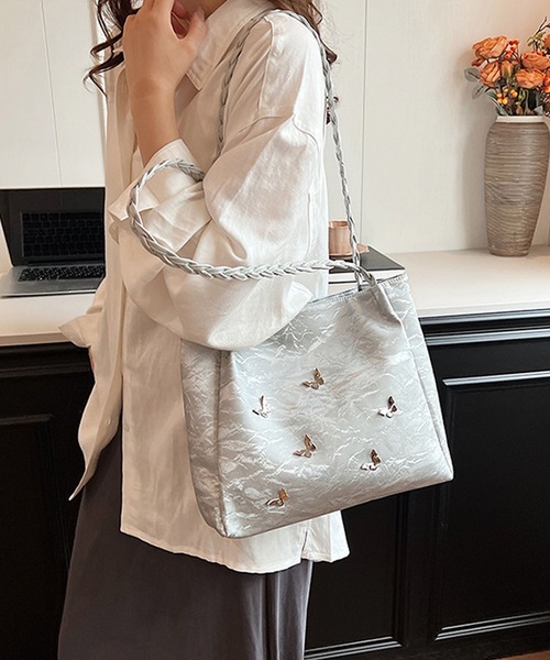 aimoha(アイモハ)の「蝶々モチーフショルダートートバッグ(ショルダーバッグ・レディース・ブラック/シルバー/ブルー/ホワイト・FREE)」の12枚目の写真