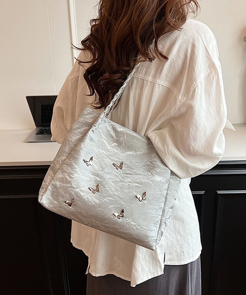 aimoha(アイモハ)の「蝶々モチーフショルダートートバッグ(ショルダーバッグ・レディース・ブラック/シルバー/ブルー/ホワイト・FREE)」の10枚目の写真